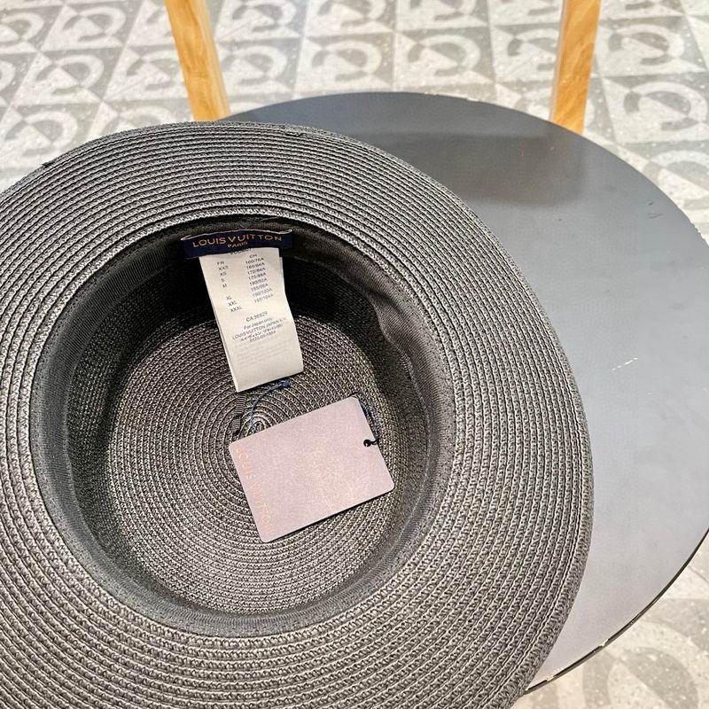 LV top hat (23)